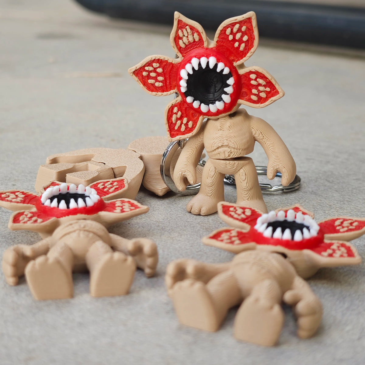 Articulated Demogorgon Minifigure Collectible Keychain.