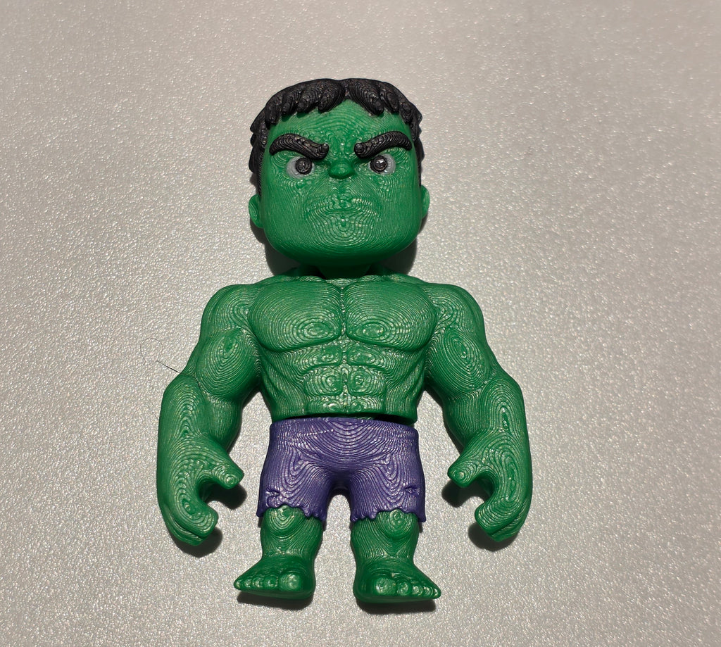 Articulated Hulk Minifigure Collectible Keychain – Green Hulk & Red Hulk Variants