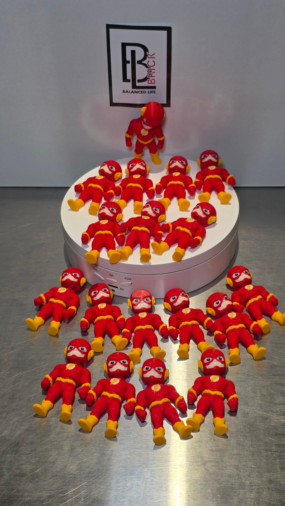 Articulated Flash Minifigure Collectible Keychain.