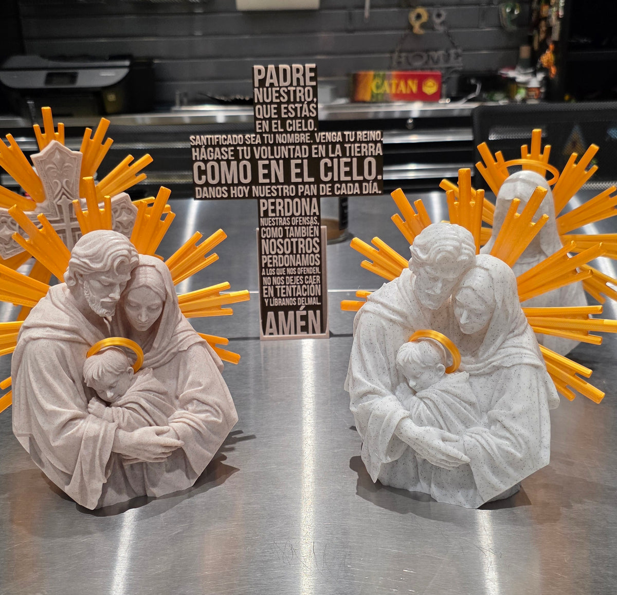 The Holy Family Statue: Faithful Sculpture of Unity & Love
