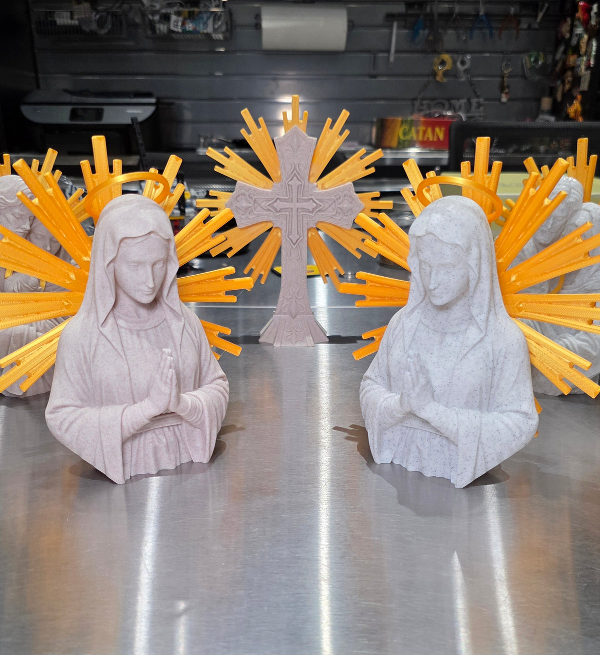 Holy Mary – Sacred Home Décor