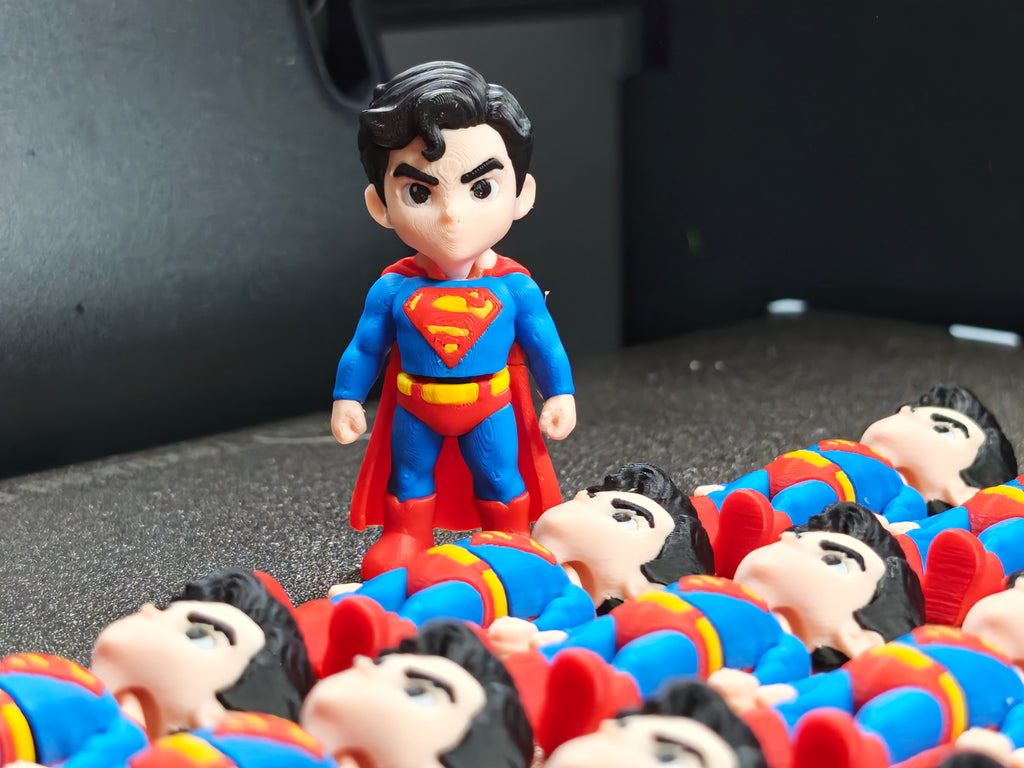Articulated Superman Minifigure Collectible Keychain.