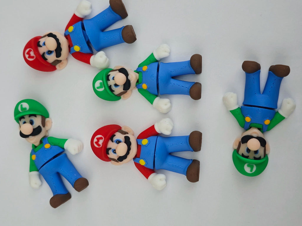 Articulated Luigi Minifigure Collectible Keychain.