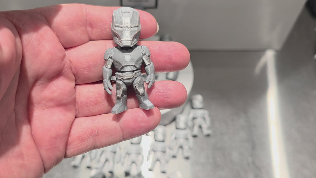Articulated Ironman Minifigure Collectible Keychain – 4 Suit Variants